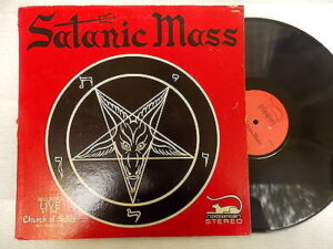 Vinyle d'une messe de l’Église de Satan